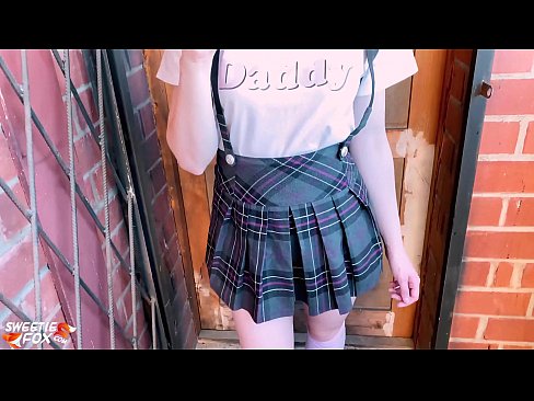 ❤️ Schoolgirl Sucks a dick gu domhainn agus fucks an àite clasaichean. ️❌ Pornagrafaidheachd breagha aig gd.qizpornolar.ru ️❤